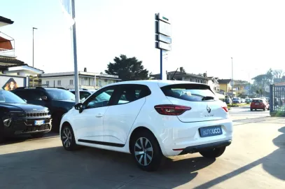 Car image 22