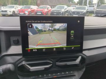 Car image 27