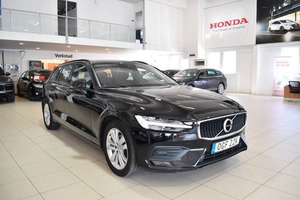 Volvo V60 D3 AWD Momentum 110 kW image number 2