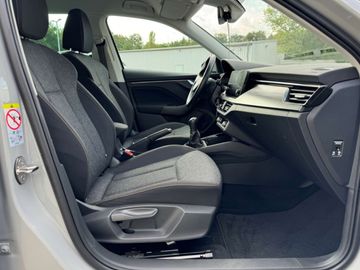 Car image 36