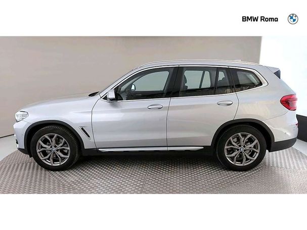 BMW X3 xDrive20i xLine 135 kW image number 3