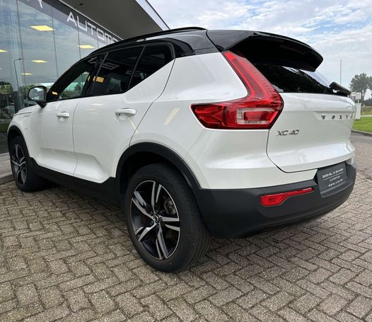 Volvo XC40 R Recharge T4 Design 156 kW image number 16