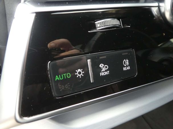 Audi Q8 50 TDI quattro S-line 210 kW image number 28