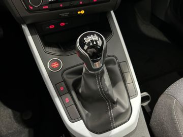 Car image 22