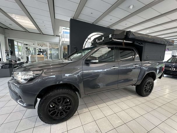 Toyota Hilux D 2.4 110 kW image number 2