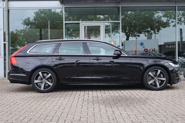 Volvo V90 T4 140 kW image number 35