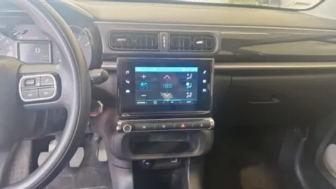 Car image 23