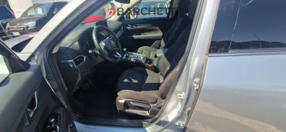 Car image 14
