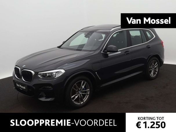 BMW X3 xDrive30e M 215 kW image number 1