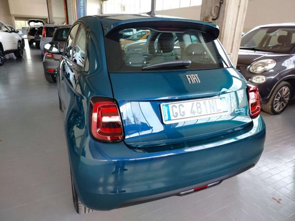 Fiat 500 e 70 kW image number 4