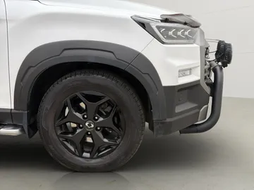Car image 33
