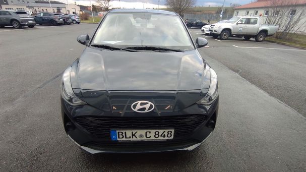 Hyundai i10 1.2 Trend 62 kW image number 3