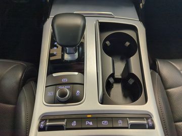 Car image 22