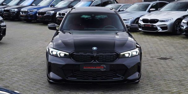 BMW 330e Touring M 215 kW image number 4