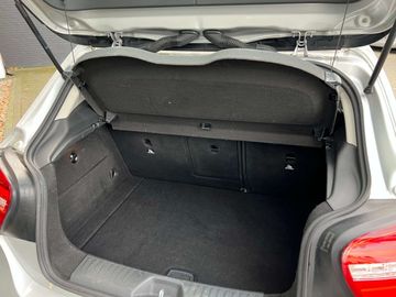 Car image 36