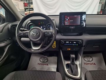 Car image 14