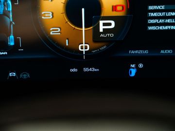 Car image 30