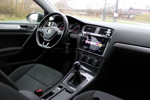 Volkswagen Golf Variant 1.6 TDI Trendline 85 kW image number 14