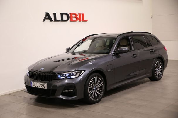 BMW 330 Touring e M Sport 216 kW image number 1