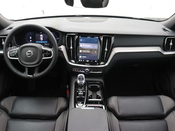 Volvo V60 T6 Dark AWD 293 kW image number 4