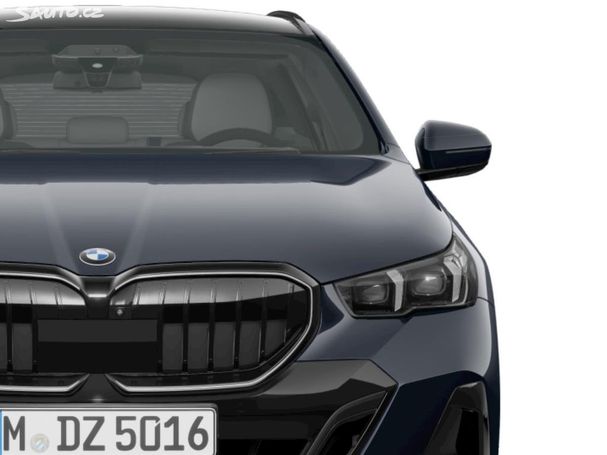 BMW 520d Touring xDrive 145 kW image number 4