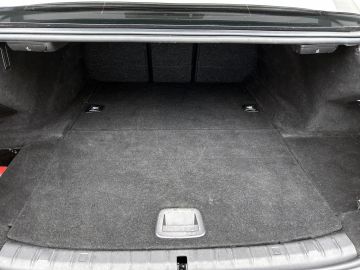 Car image 34