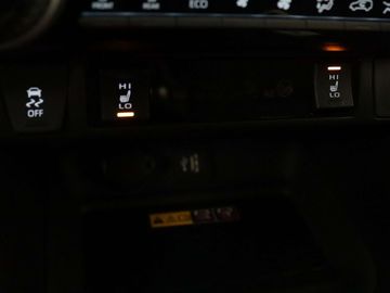 Car image 33