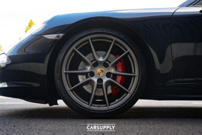 Car image 30