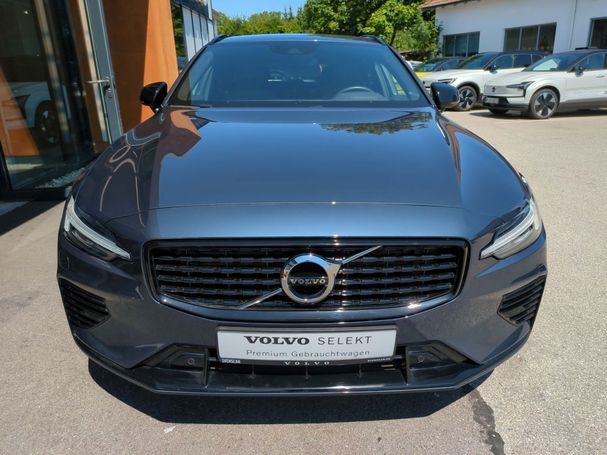 Volvo V60 T6 R Design AWD Recharge 251 kW image number 3