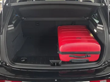 Car image 43