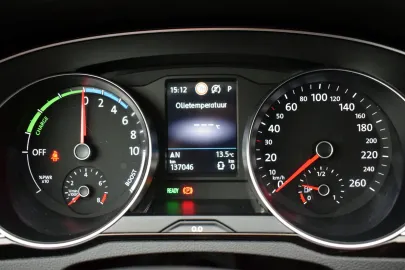 Car image 39