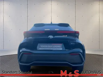 Car image 4