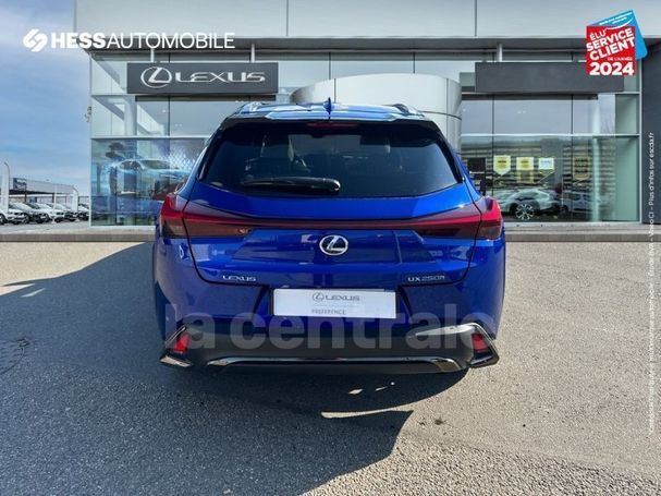 Lexus UX 135 kW image number 6