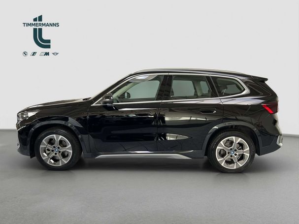 BMW iX1 xDrive30 xLine 230 kW image number 5