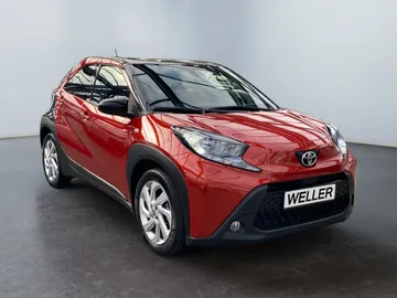 Car image 2