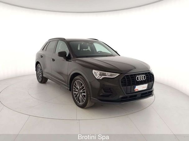 Audi Q3 35 TFSI S tronic Advanced Business 110 kW image number 2