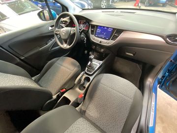 Car image 11