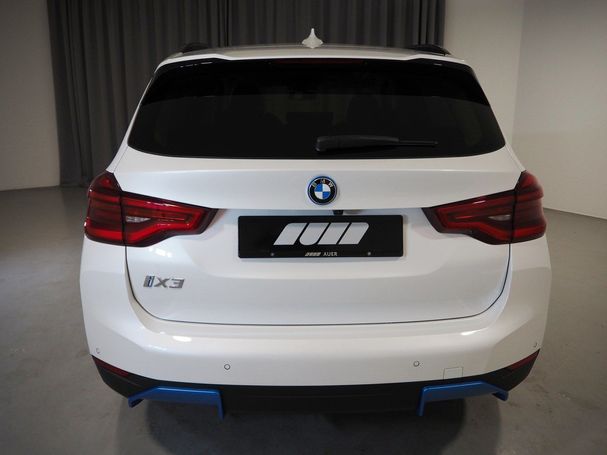 BMW iX3 Impressive 210 kW image number 4