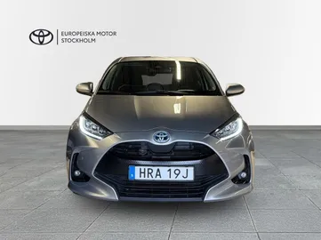 Car image 2