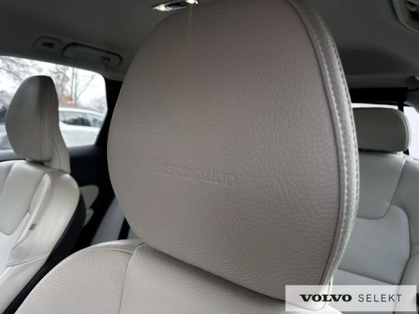 Volvo XC60 AWD 145 kW image number 19