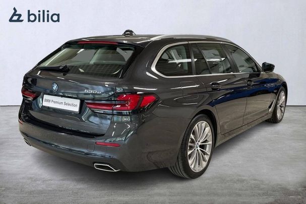 BMW 530 Touring 216 kW image number 17