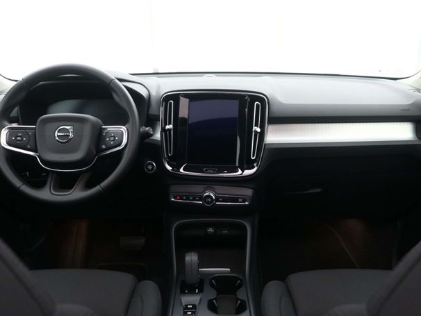 Volvo XC40 1.5 T2 95 kW image number 35