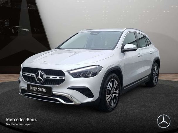 Mercedes-Benz GLA 180 100 kW image number 1