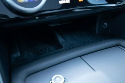 Car image 31