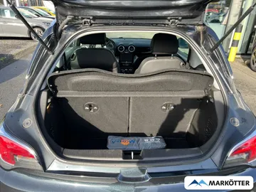 Car image 27