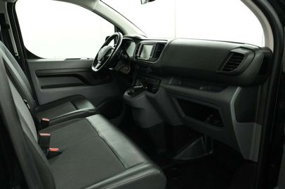 Car image 41