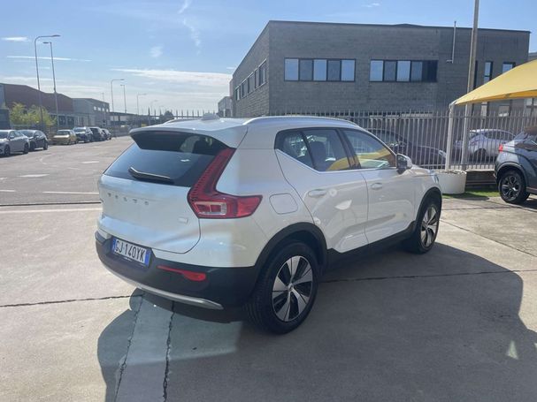 Volvo XC40 T4 Inscription 155 kW image number 4