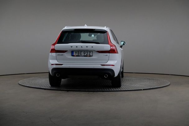 Volvo XC60 T8 AWD Momentum 288 kW image number 4