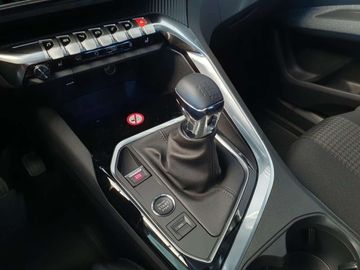 Car image 26