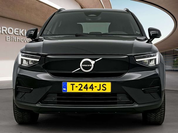 Volvo XC40 Core 175 kW image number 6